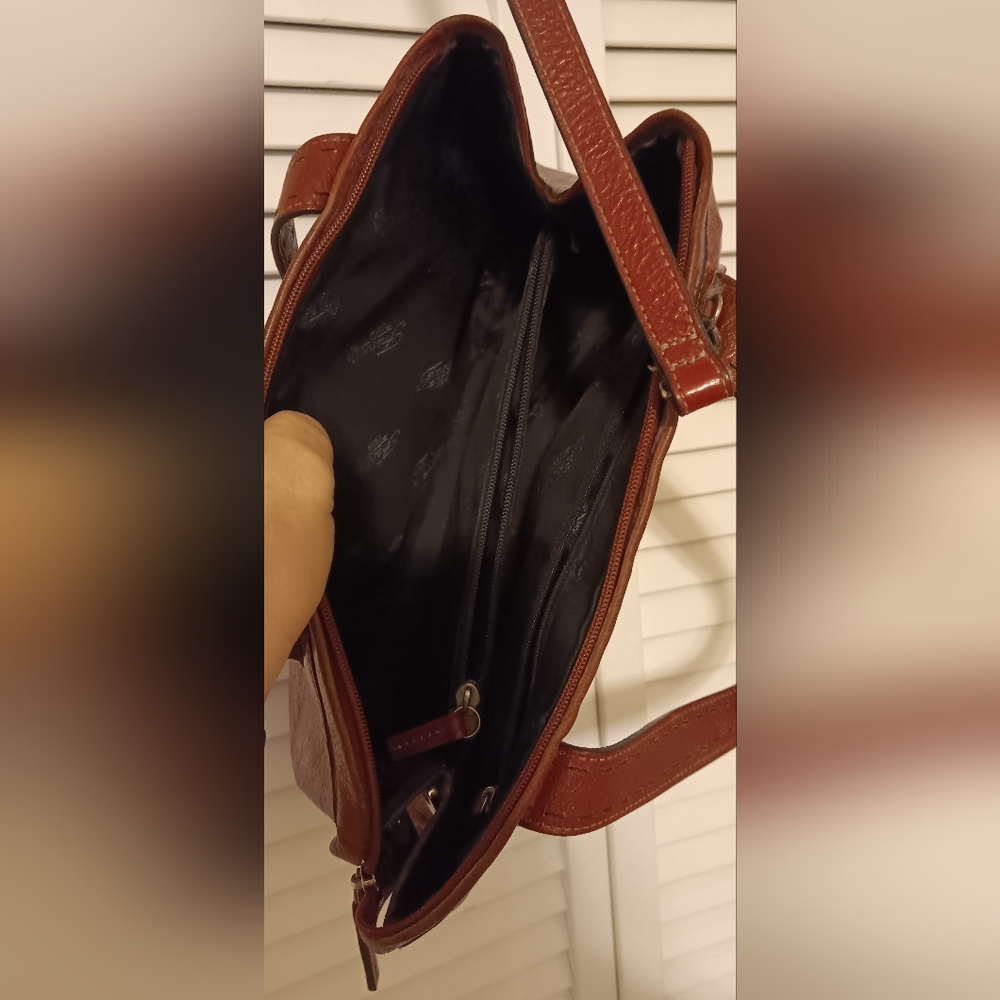 Fossil Purse/crossbody🙂 - Picture 6 of 8